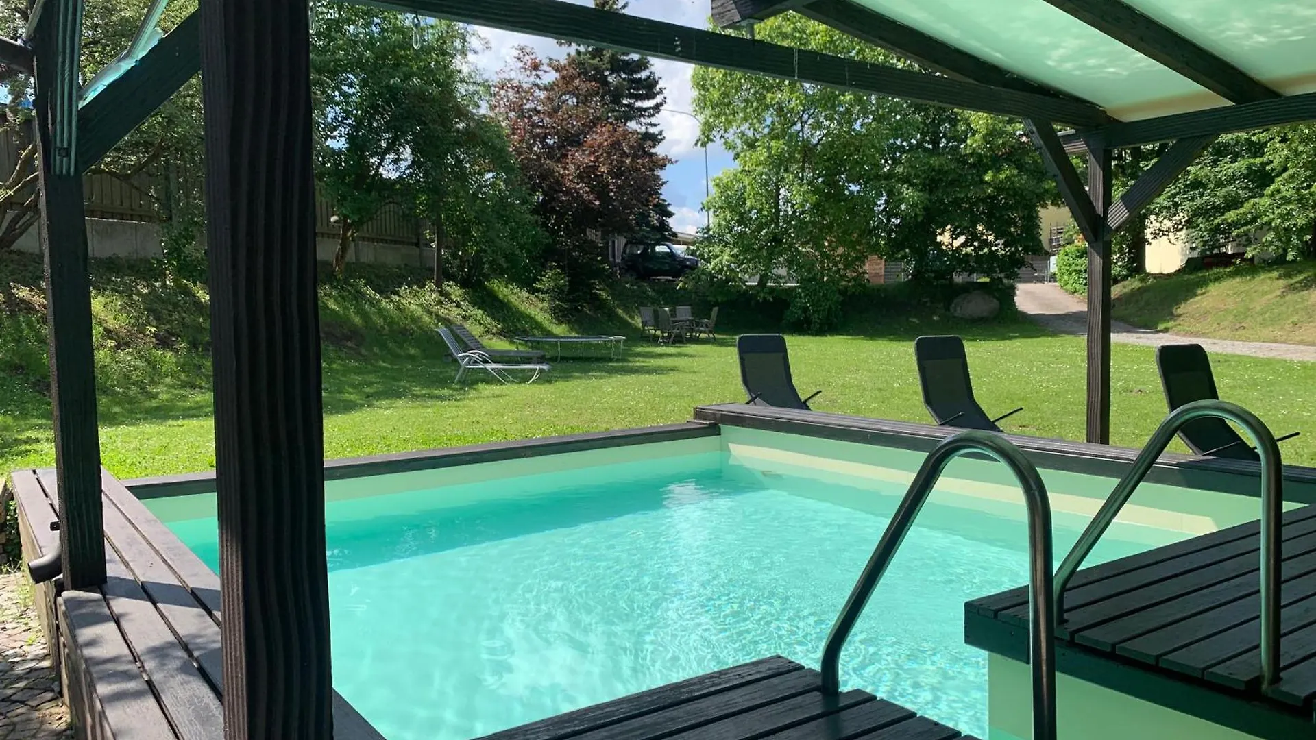 Villa Mit Pool Und Grillplatz In Regensburg