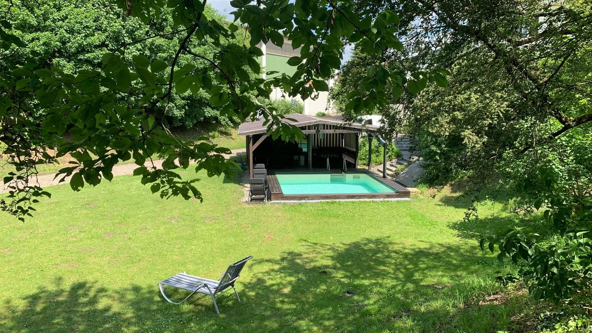 Apartment Villa Mit Pool Und Grillplatz In Regensburg Germany